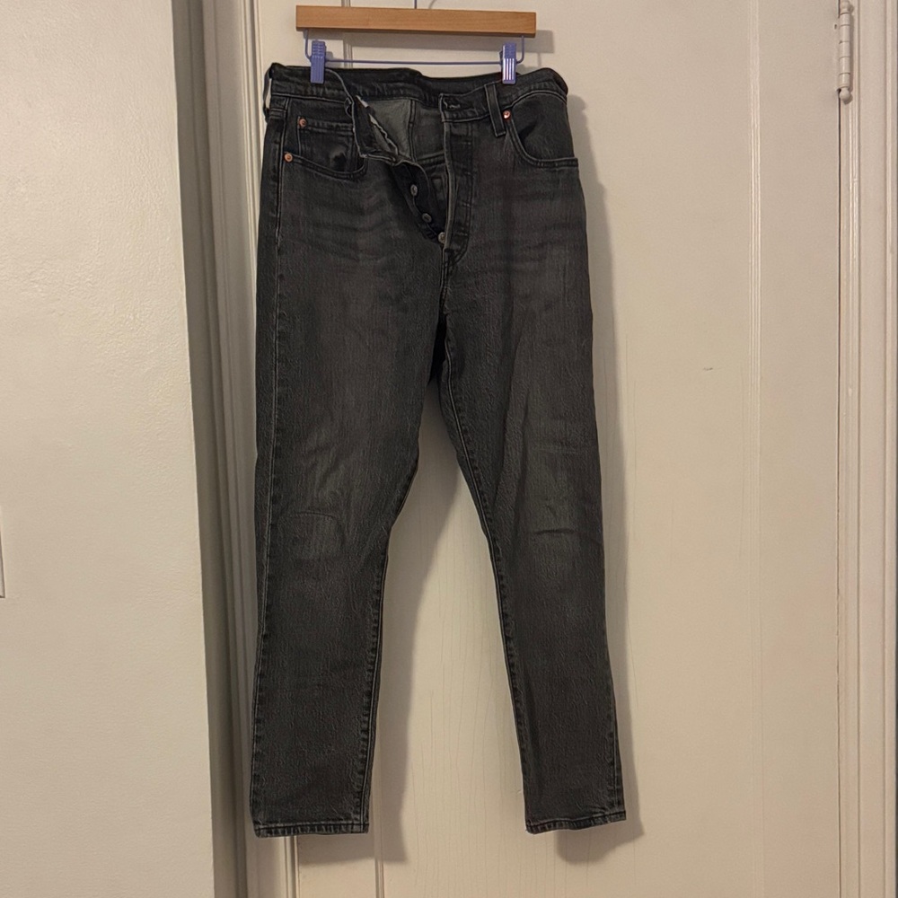Levi’s dark gray 501 S Premium Skinny Jeans, size 29